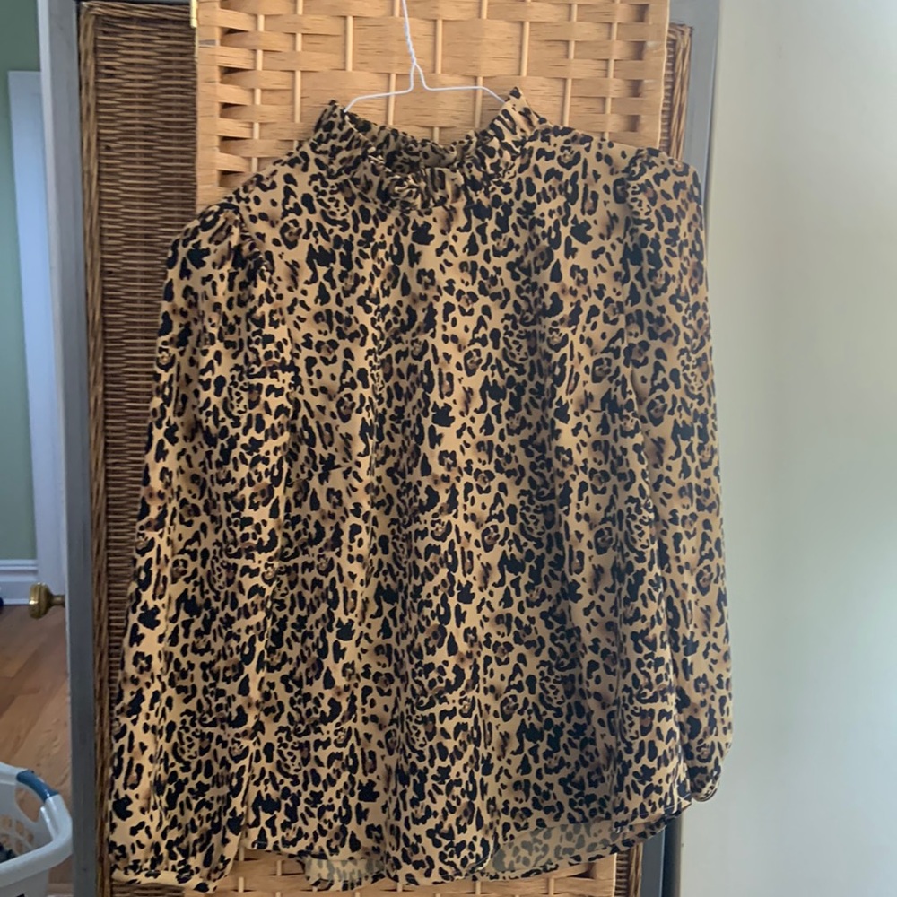J crew small lovely leopard print blouse. Worn once. Tag removed.